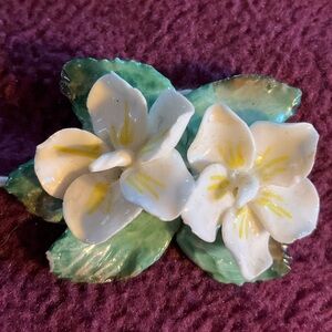 Vintage Artone bone china flower brooch   Made in England